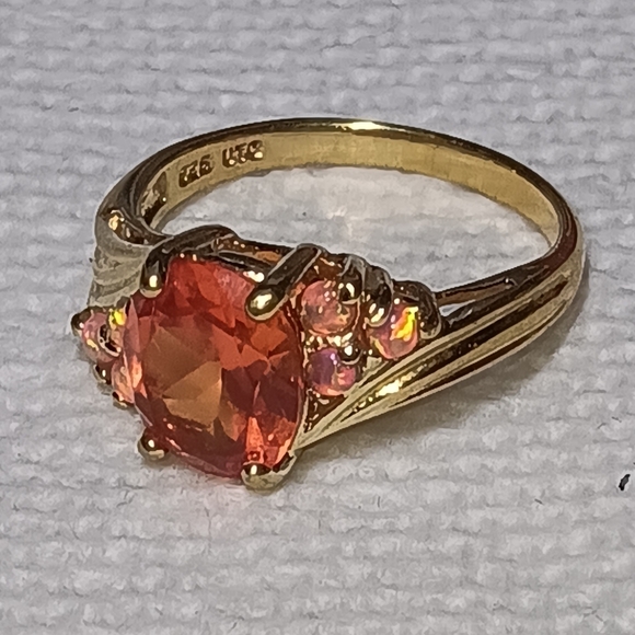 5.3ct. Natural orange sapphire gold ring - Picture 5 of 17